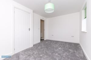 Bedroom- click for photo gallery